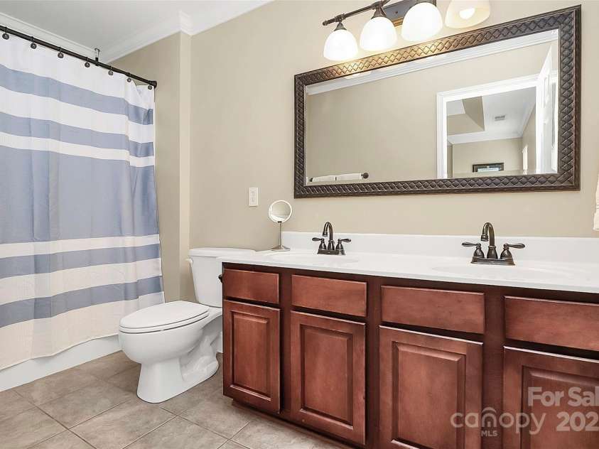 10378 Alexander Martin Avenue, Charlotte, NC 28277.  MLS# CAR4257317, YatesRealty ID 16550. 