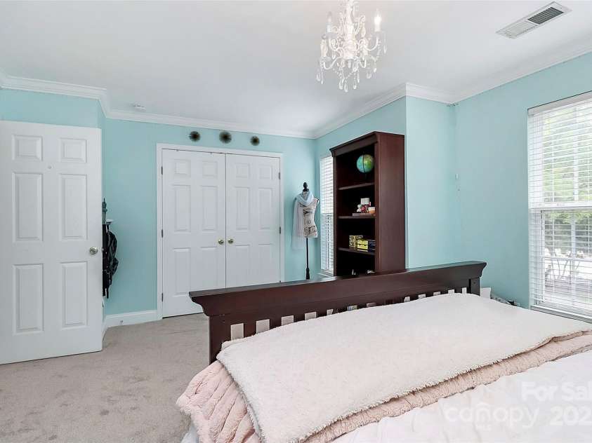10378 Alexander Martin Avenue, Charlotte, NC 28277.  MLS# CAR4257317, YatesRealty ID 16550. 