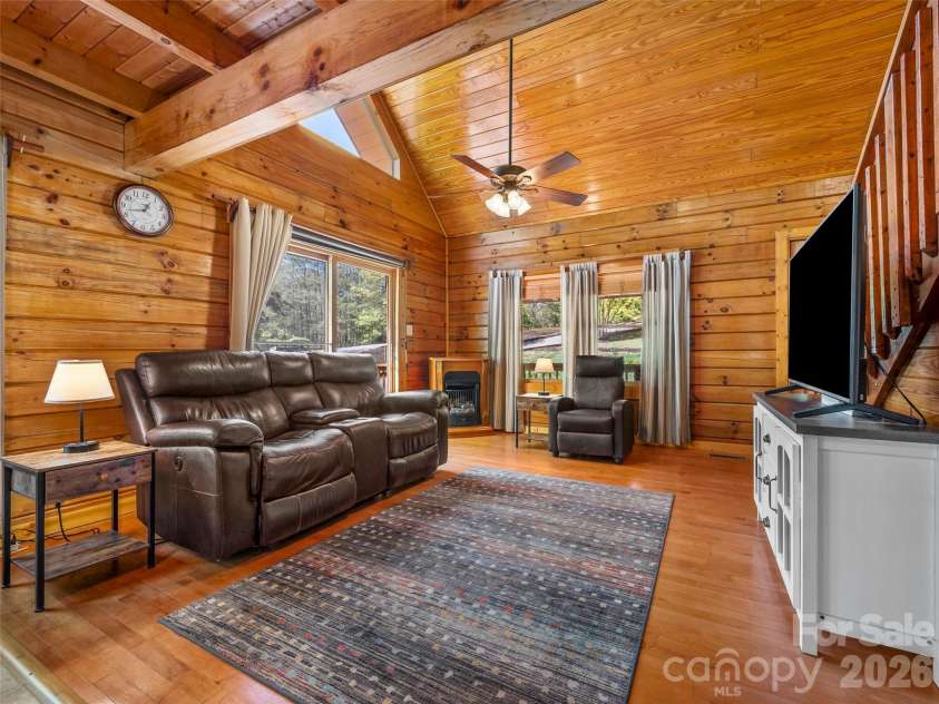 125 Pine Ridge Drive, Bostic, NC 28018.  MLS# CAR4372641, YatesRealty ID 16550. 