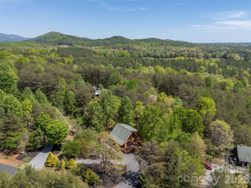 125 Pine Ridge Drive, Bostic, NC 28018.  MLS# CAR4372641, YatesRealty ID 16550. 