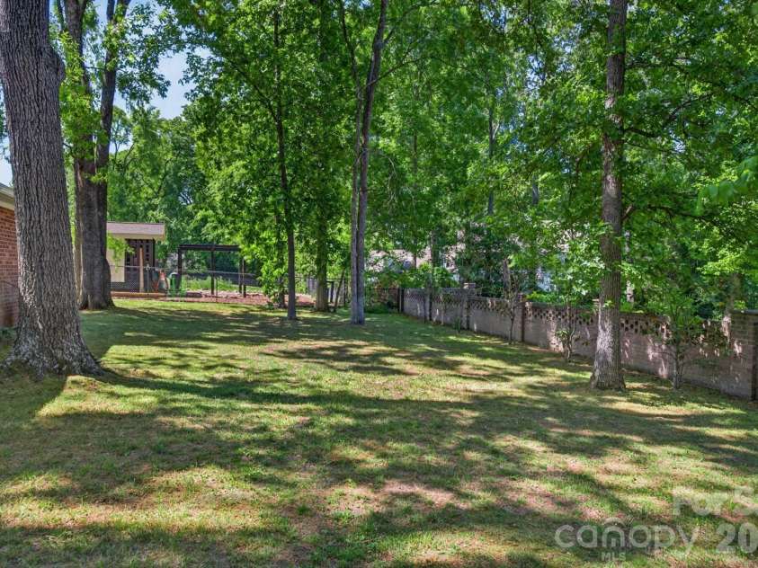 236 Richmond Road, Salisbury, NC 28144.  MLS# CAR4373599, YatesRealty ID 16551. Lower Rear Yard