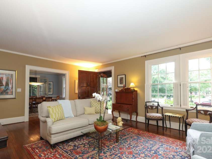 801 Berkeley Avenue, Charlotte, NC 28203.  MLS# CAR4243882, YatesRealty ID 16552. 