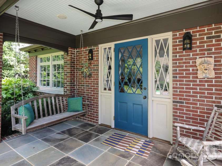 801 Berkeley Avenue, Charlotte, NC 28203.  MLS# CAR4243882, YatesRealty ID 16552. 