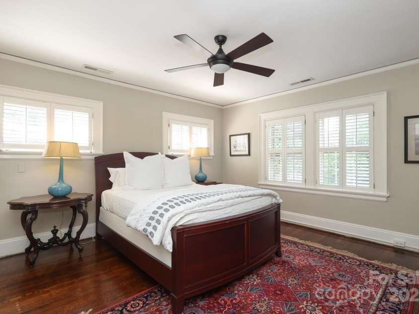 801 Berkeley Avenue, Charlotte, NC 28203.  MLS# CAR4243882, YatesRealty ID 16552. Second bedroom with a generous closet.