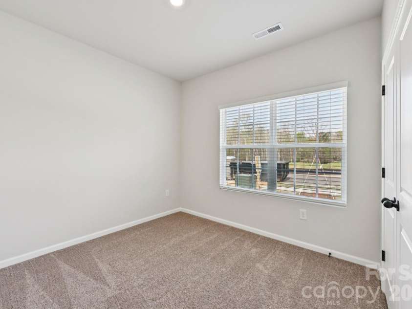 816 Willow Estates Drive, Shelby, NC 28150.  MLS# CAR4373980, YatesRealty ID 16553. 