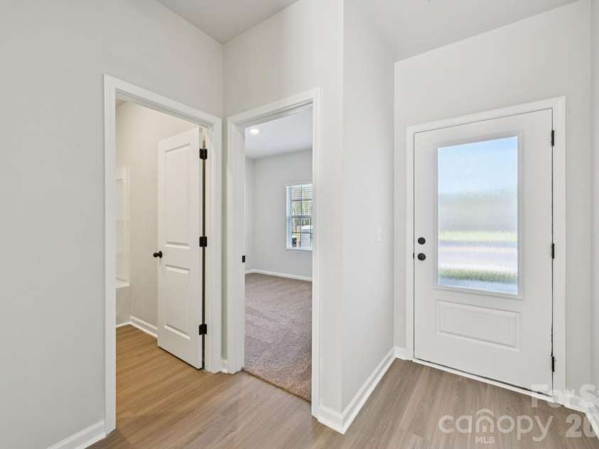 816 Willow Estates Drive, Shelby, NC 28150.  MLS# CAR4373980, YatesRealty ID 16553. 