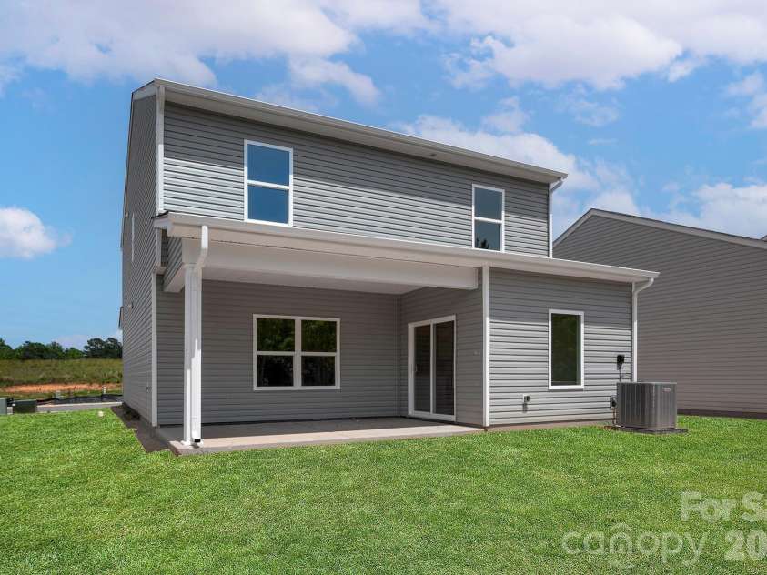 814 Willow Estates Drive, Shelby, NC 28150.  MLS# CAR4374009, YatesRealty ID 16554. 