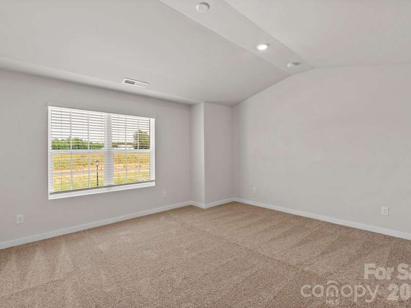 814 Willow Estates Drive, Shelby, NC 28150.  MLS# CAR4374009, YatesRealty ID 16554. 