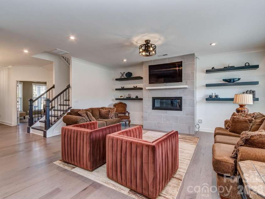 13110 Petrel Place, Charlotte, NC 28278.  MLS# CAR4369224, YatesRealty ID 16555. Great Room