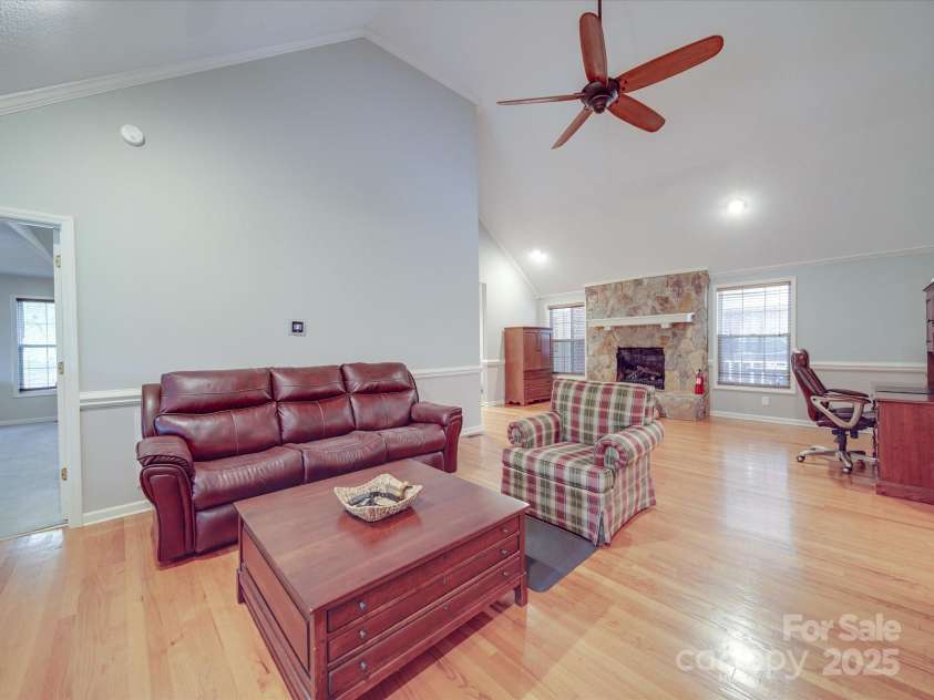 4620 Binwhe Lane, Gastonia, NC 28052.  MLS# CAR4259007, YatesRealty ID 16555. 