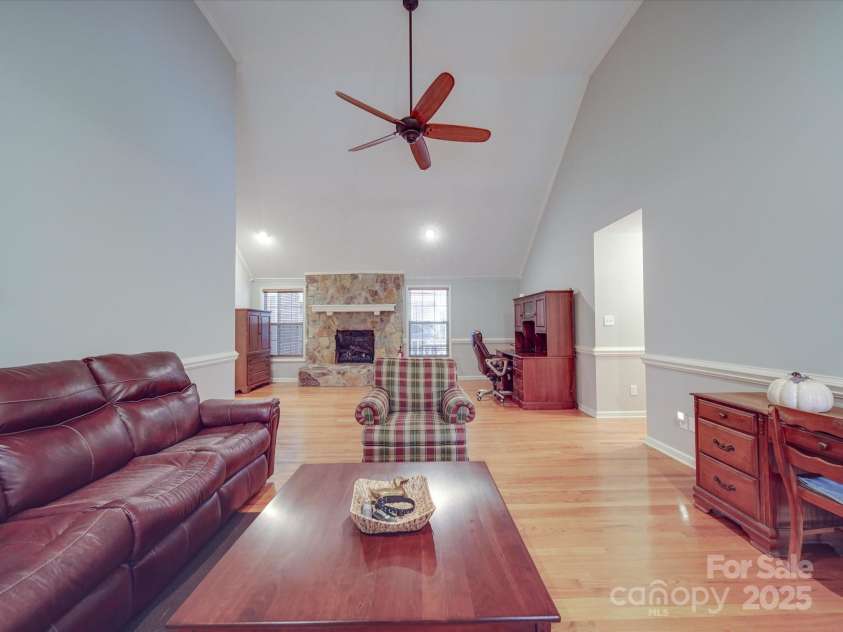 4620 Binwhe Lane, Gastonia, NC 28052.  MLS# CAR4259007, YatesRealty ID 16555. 