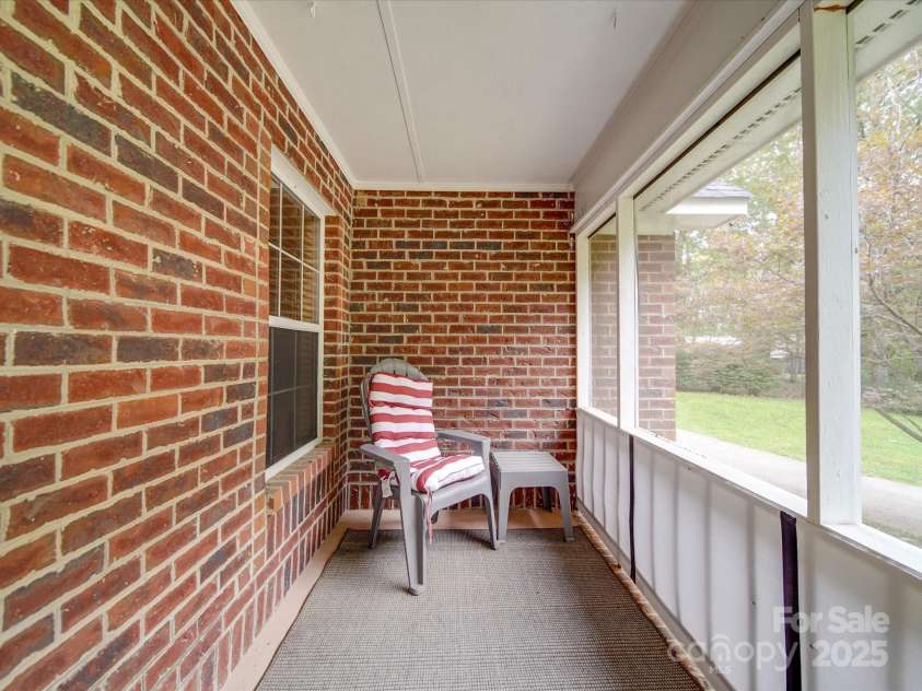 4620 Binwhe Lane, Gastonia, NC 28052.  MLS# CAR4259007, YatesRealty ID 16555. 