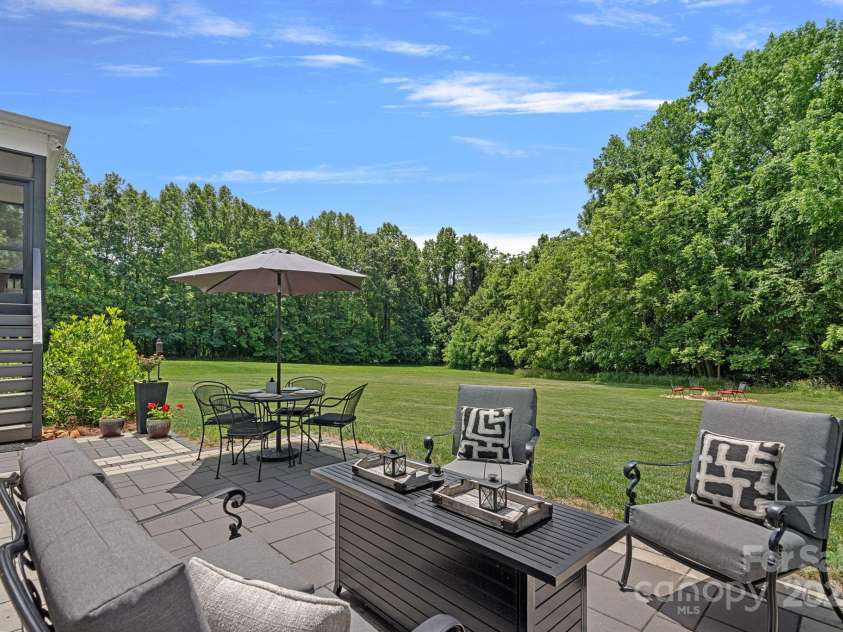 224 Hidden Meadows Drive, Mooresville, NC 28117.  MLS# CAR4263659, YatesRealty ID 16557. 