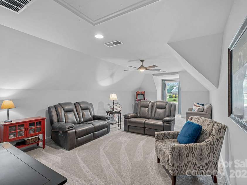 224 Hidden Meadows Drive, Mooresville, NC 28117.  MLS# CAR4263659, YatesRealty ID 16557. 