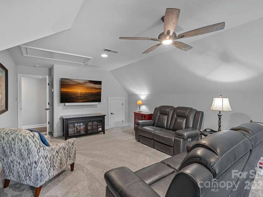 224 Hidden Meadows Drive, Mooresville, NC 28117.  MLS# CAR4263659, YatesRealty ID 16557. Bonus Room