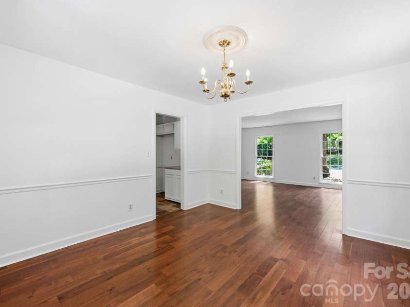 9701 Enid Lane, Matthews, NC 28105.  MLS# CAR4373941, YatesRealty ID 16557. Dining Room