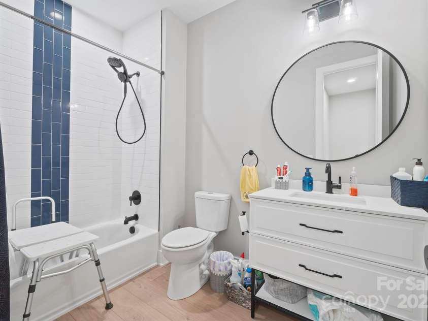 685 Knollcrest Drive, Concord, NC 28025.  MLS# CAR4256189, YatesRealty ID 16558. 