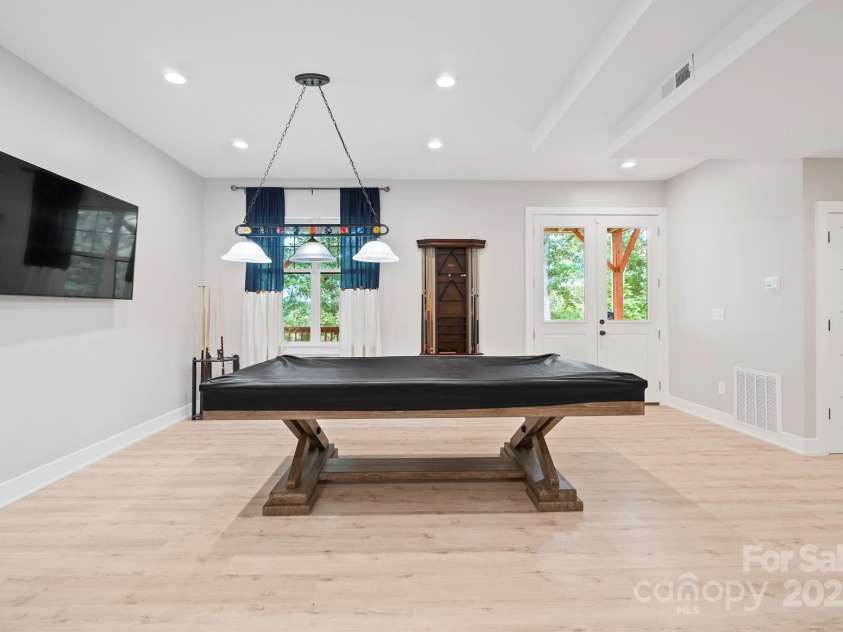 685 Knollcrest Drive, Concord, NC 28025.  MLS# CAR4256189, YatesRealty ID 16558. Finished basement is perfect for entertaining or peaceful times at home