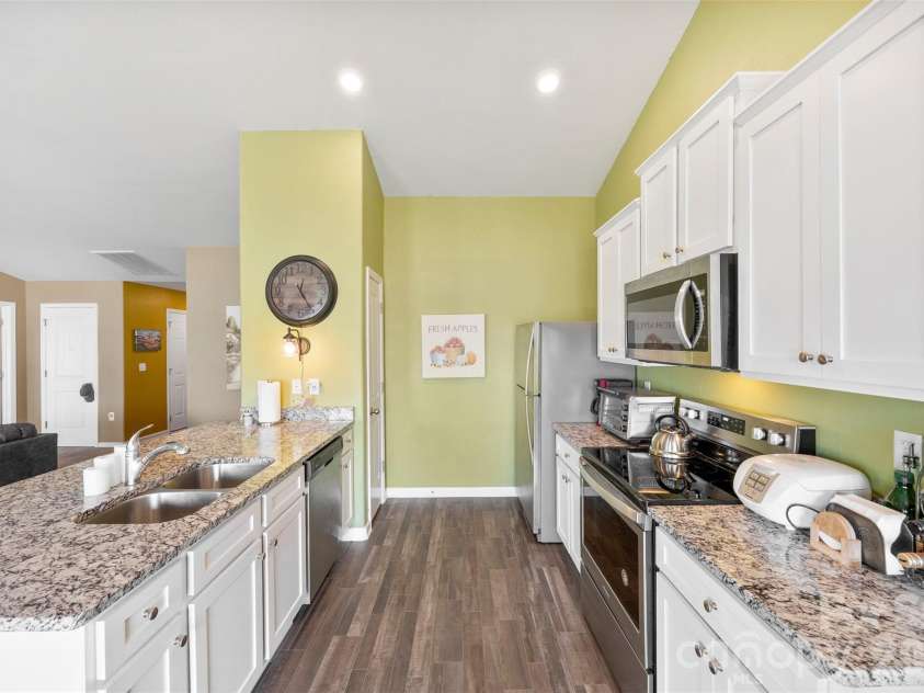 179 Rosedale Street, Kings Mountain, NC 28086.  MLS# CAR4374276, YatesRealty ID 16559. 