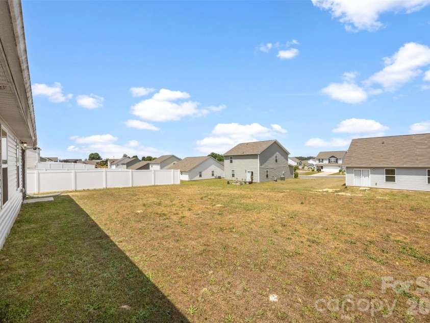 179 Rosedale Street, Kings Mountain, NC 28086.  MLS# CAR4374276, YatesRealty ID 16559. 