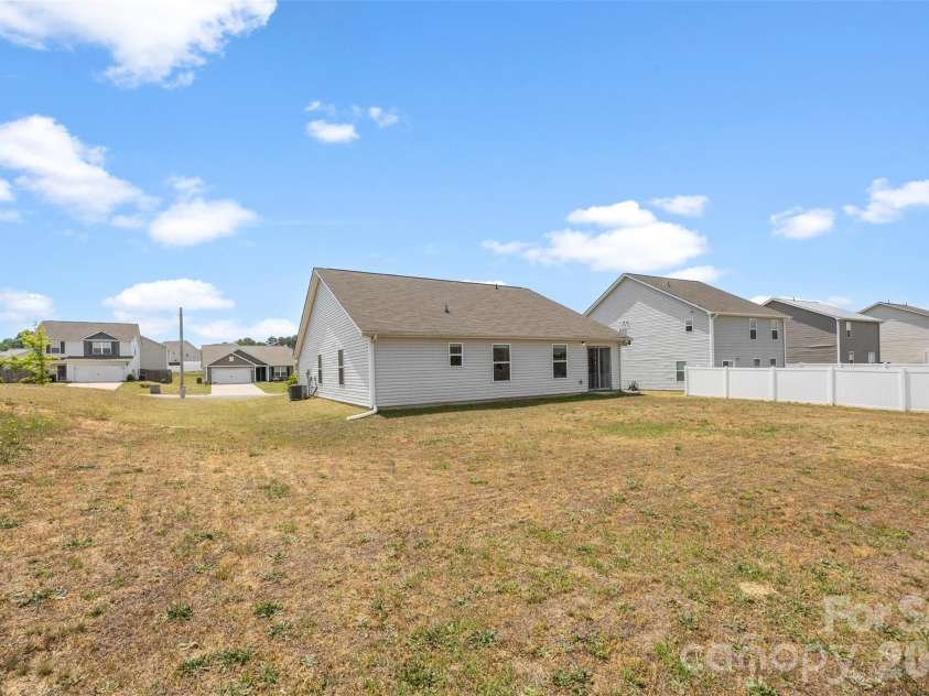 179 Rosedale Street, Kings Mountain, NC 28086.  MLS# CAR4374276, YatesRealty ID 16559. 