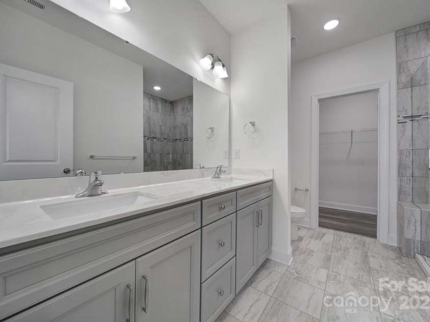 4003 Rothwood Lane, Harrisburg, NC 28075.  MLS# CAR4264020, YatesRealty ID 16559. Primary Bathroom