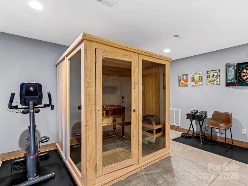 103 Duck Hope Drive, Hendersonville, NC 28739.  MLS# CAR4226597, YatesRealty ID 1656. 