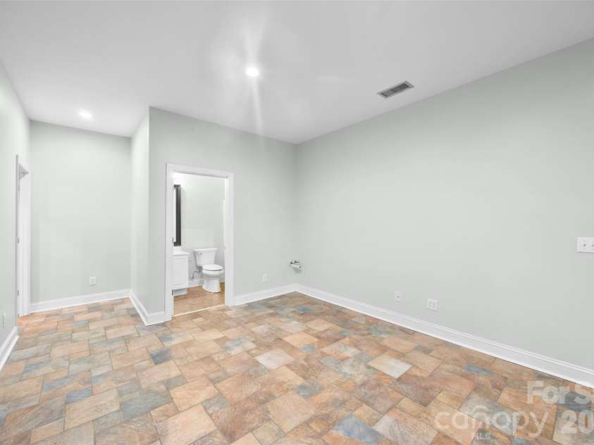 105 Partridge Bluff Drive, Concord, NC 28025.  MLS# CAR4373523, YatesRealty ID 16560. 