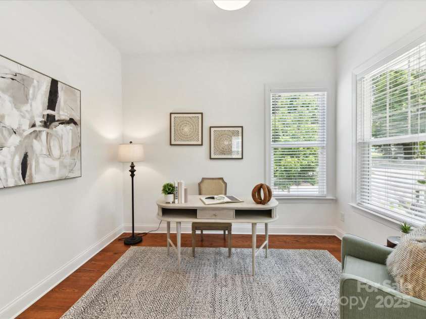 4732 Water Oak Road, Charlotte, NC 28211.  MLS# CAR4264819, YatesRealty ID 16561. 