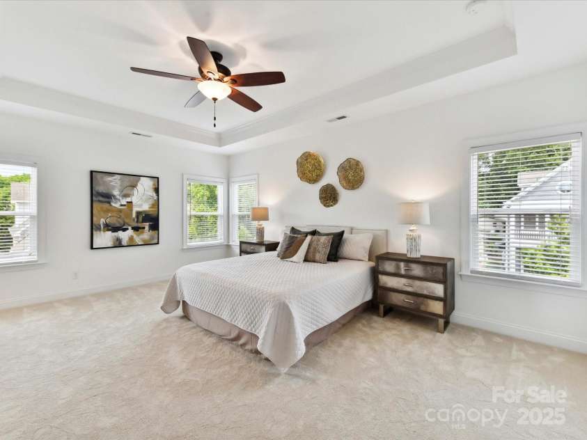 4732 Water Oak Road, Charlotte, NC 28211.  MLS# CAR4264819, YatesRealty ID 16561. 