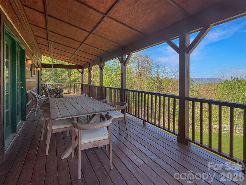 564 Nettles Ridge Road, Banner Elk, NC 28604.  MLS# CAR4374595, YatesRealty ID 16561. 