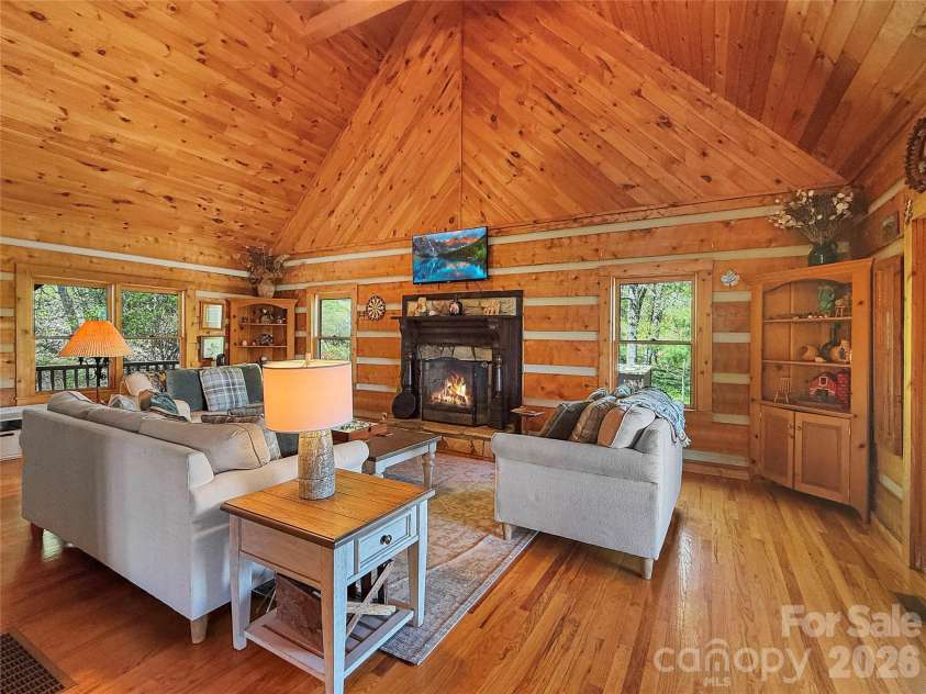 564 Nettles Ridge Road, Banner Elk, NC 28604.  MLS# CAR4374595, YatesRealty ID 16561. 