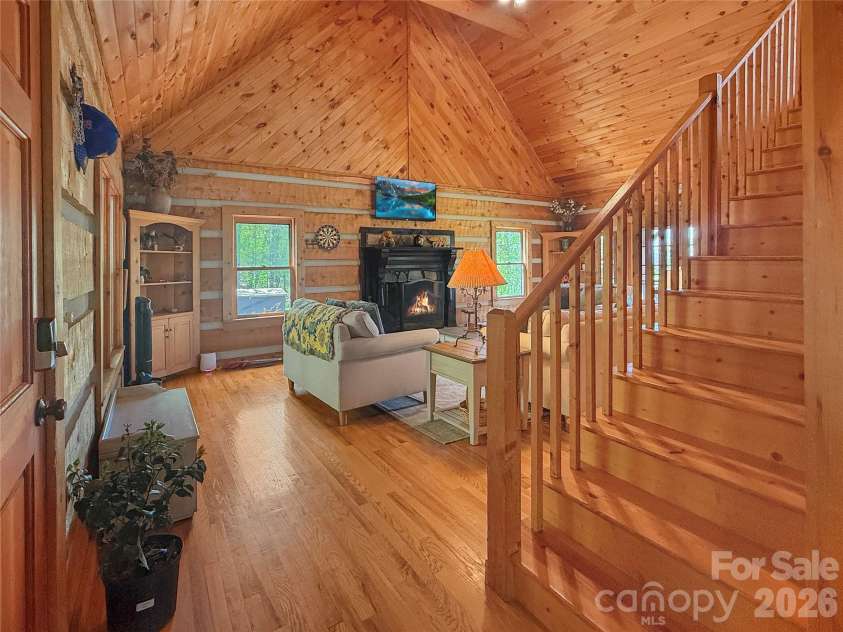 564 Nettles Ridge Road, Banner Elk, NC 28604.  MLS# CAR4374595, YatesRealty ID 16561. 