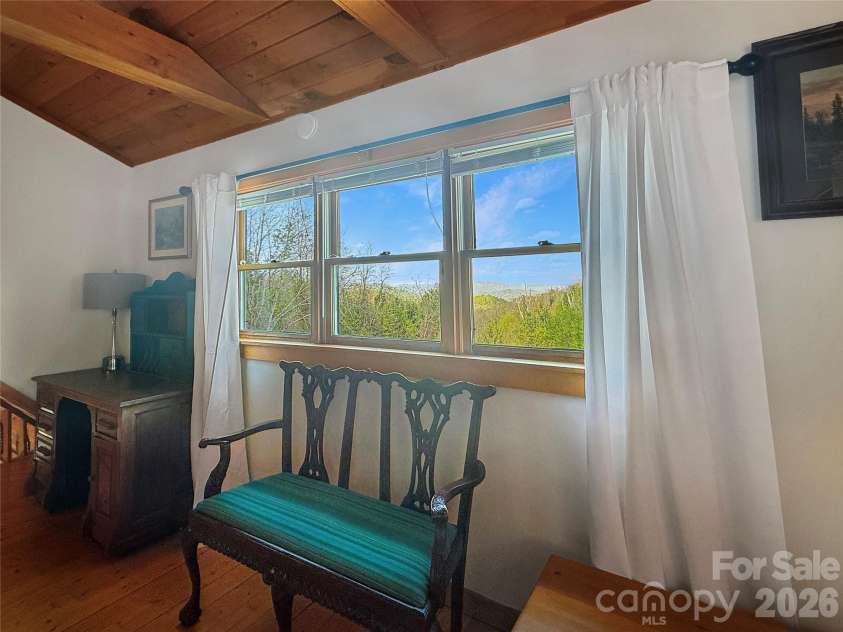 564 Nettles Ridge Road, Banner Elk, NC 28604.  MLS# CAR4374595, YatesRealty ID 16561. 