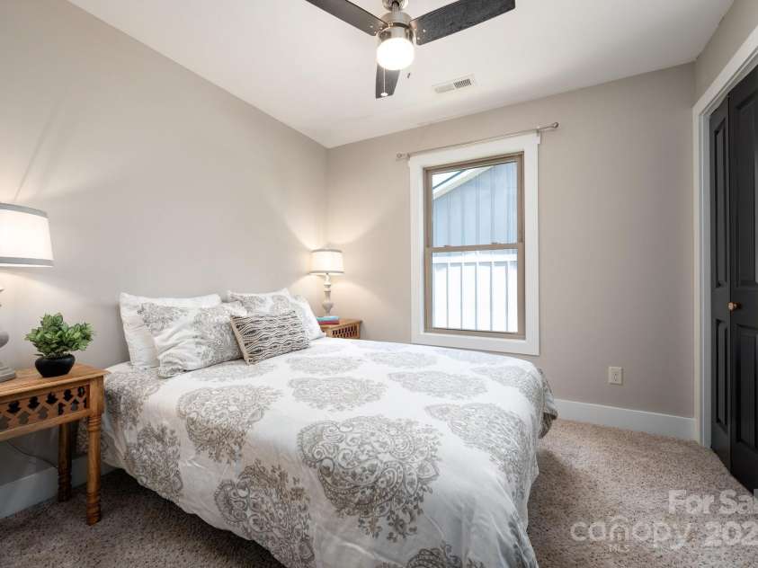 15 Gratitude Drive, Asheville, NC 28806.  MLS# CAR4254992, YatesRealty ID 16563. Cute middle bedroom or perhaps crafts or office