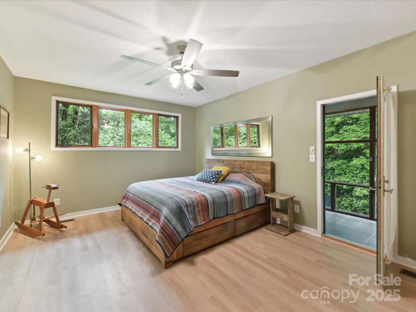 218 Point Carpenter Road, Fort Mill, SC 29707.  MLS# CAR4259667, YatesRealty ID 16564. 
