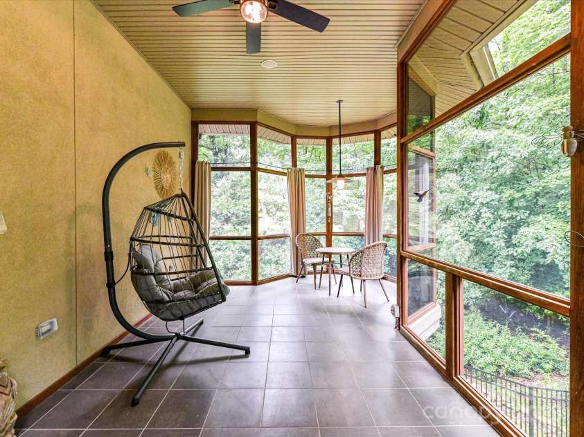 218 Point Carpenter Road, Fort Mill, SC 29707.  MLS# CAR4259667, YatesRealty ID 16564. 