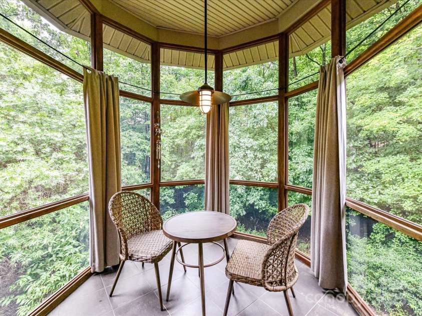 218 Point Carpenter Road, Fort Mill, SC 29707.  MLS# CAR4259667, YatesRealty ID 16564. 