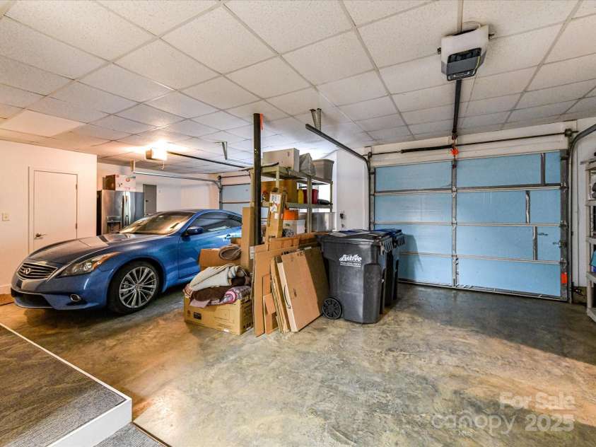218 Point Carpenter Road, Fort Mill, SC 29707.  MLS# CAR4259667, YatesRealty ID 16564. 