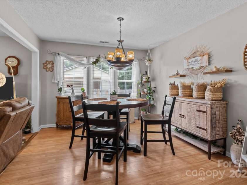 716 Mooresville Road, Salisbury, NC 28144.  MLS# CAR4264419, YatesRealty ID 16565. 