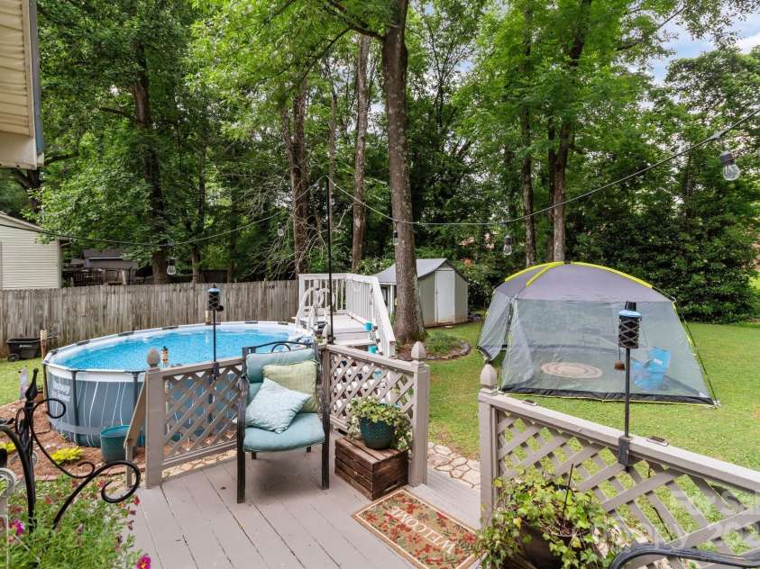 716 Mooresville Road, Salisbury, NC 28144.  MLS# CAR4264419, YatesRealty ID 16565. 