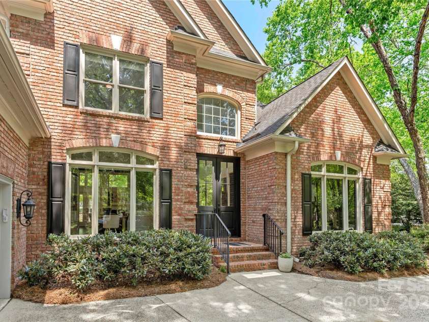 11510 Pine Valley Club Drive, Charlotte, NC 28277.  MLS# CAR4253560, YatesRealty ID 16566. 