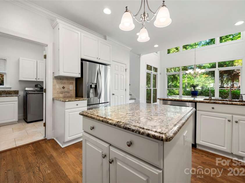 11510 Pine Valley Club Drive, Charlotte, NC 28277.  MLS# CAR4253560, YatesRealty ID 16566. 
