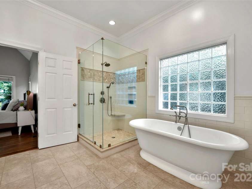 11510 Pine Valley Club Drive, Charlotte, NC 28277.  MLS# CAR4253560, YatesRealty ID 16566. 