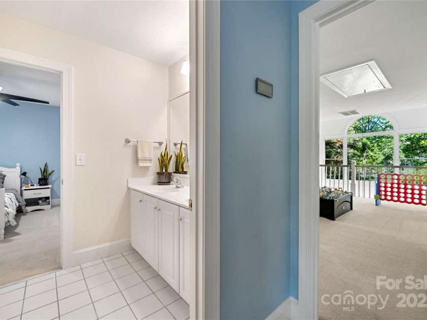 11510 Pine Valley Club Drive, Charlotte, NC 28277.  MLS# CAR4253560, YatesRealty ID 16566. 