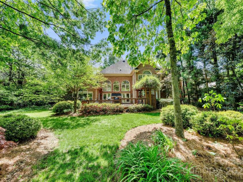11510 Pine Valley Club Drive, Charlotte, NC 28277.  MLS# CAR4253560, YatesRealty ID 16566. 