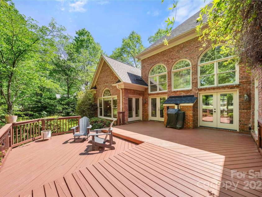 11510 Pine Valley Club Drive, Charlotte, NC 28277.  MLS# CAR4253560, YatesRealty ID 16566. 