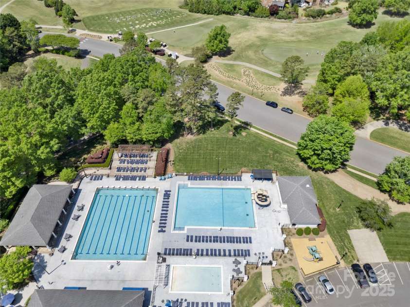 11510 Pine Valley Club Drive, Charlotte, NC 28277.  MLS# CAR4253560, YatesRealty ID 16566. 