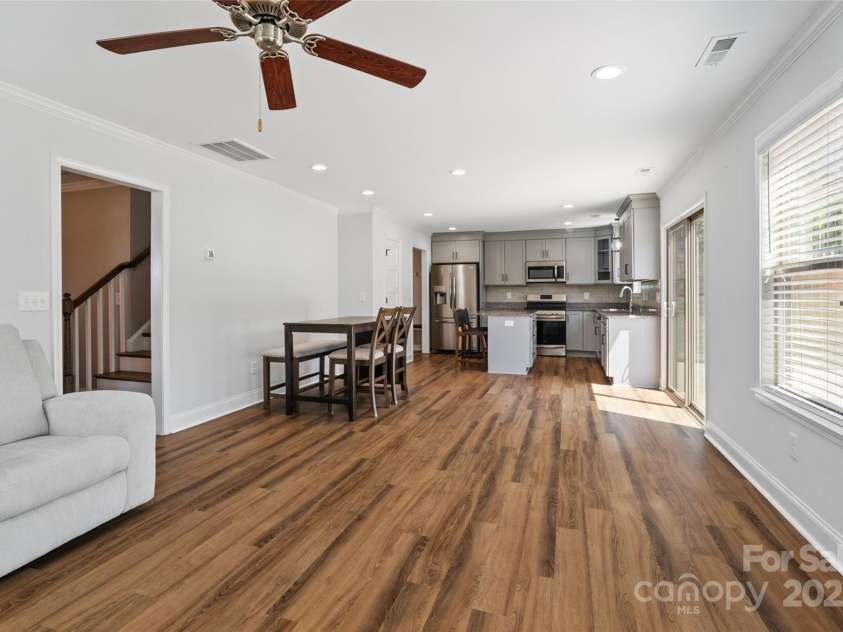 10270 Lakeshore Drive, Lancaster, SC 29720.  MLS# CAR4240067, YatesRealty ID 16567. Great Room