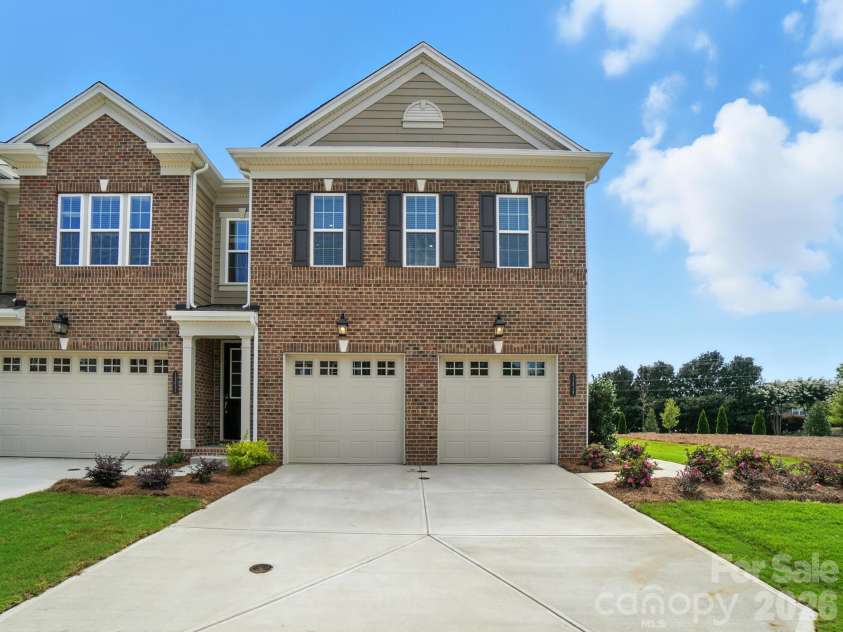 12015 Lavinia Lane, Charlotte, NC 28277.  MLS# CAR4375413, YatesRealty ID 16568. Representation